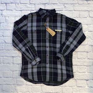 Tailor Vintage Reversible Plaid Flannel Shirt - Blue and Green. MEDIUM